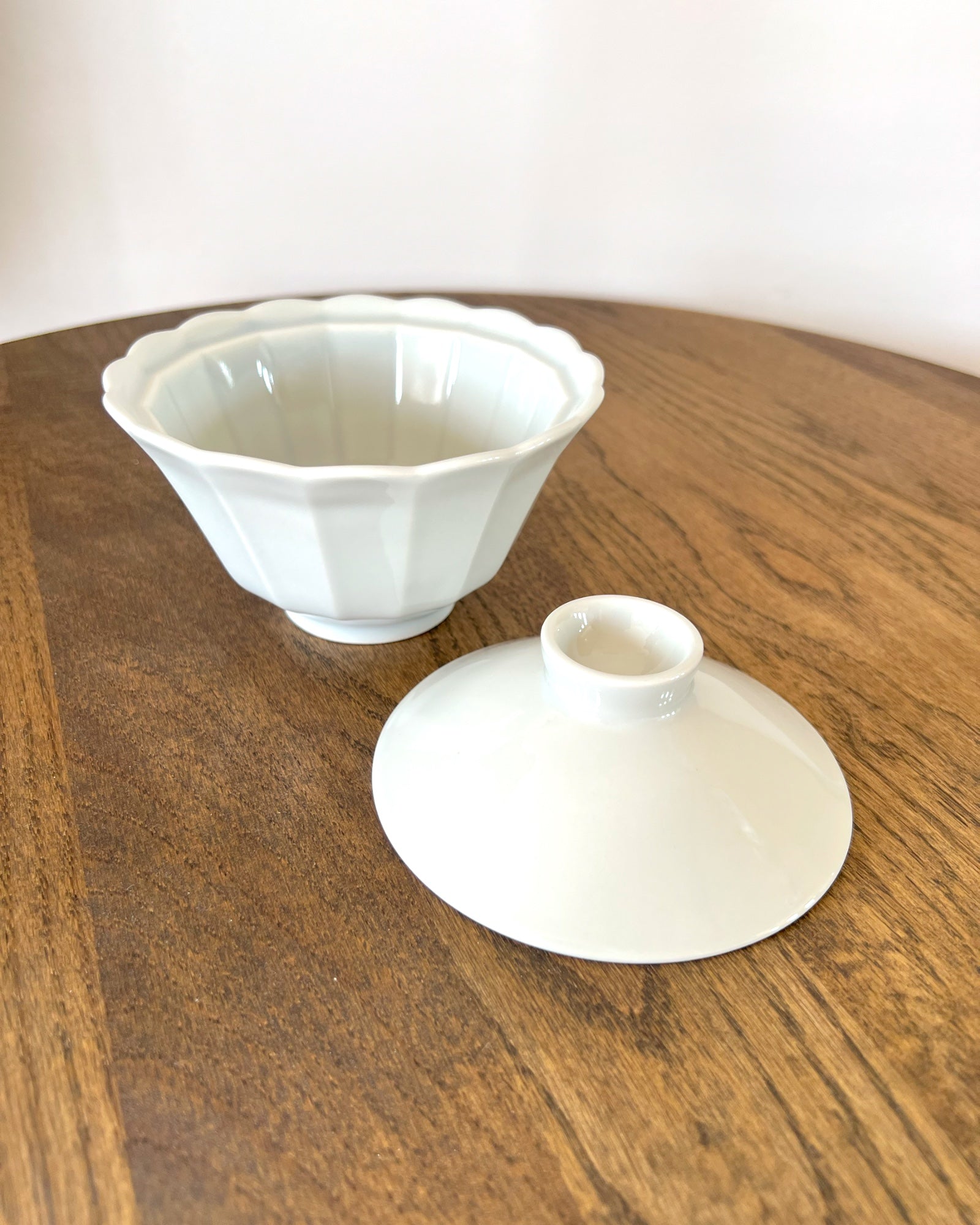 celadon hanayuzu bowl with lid