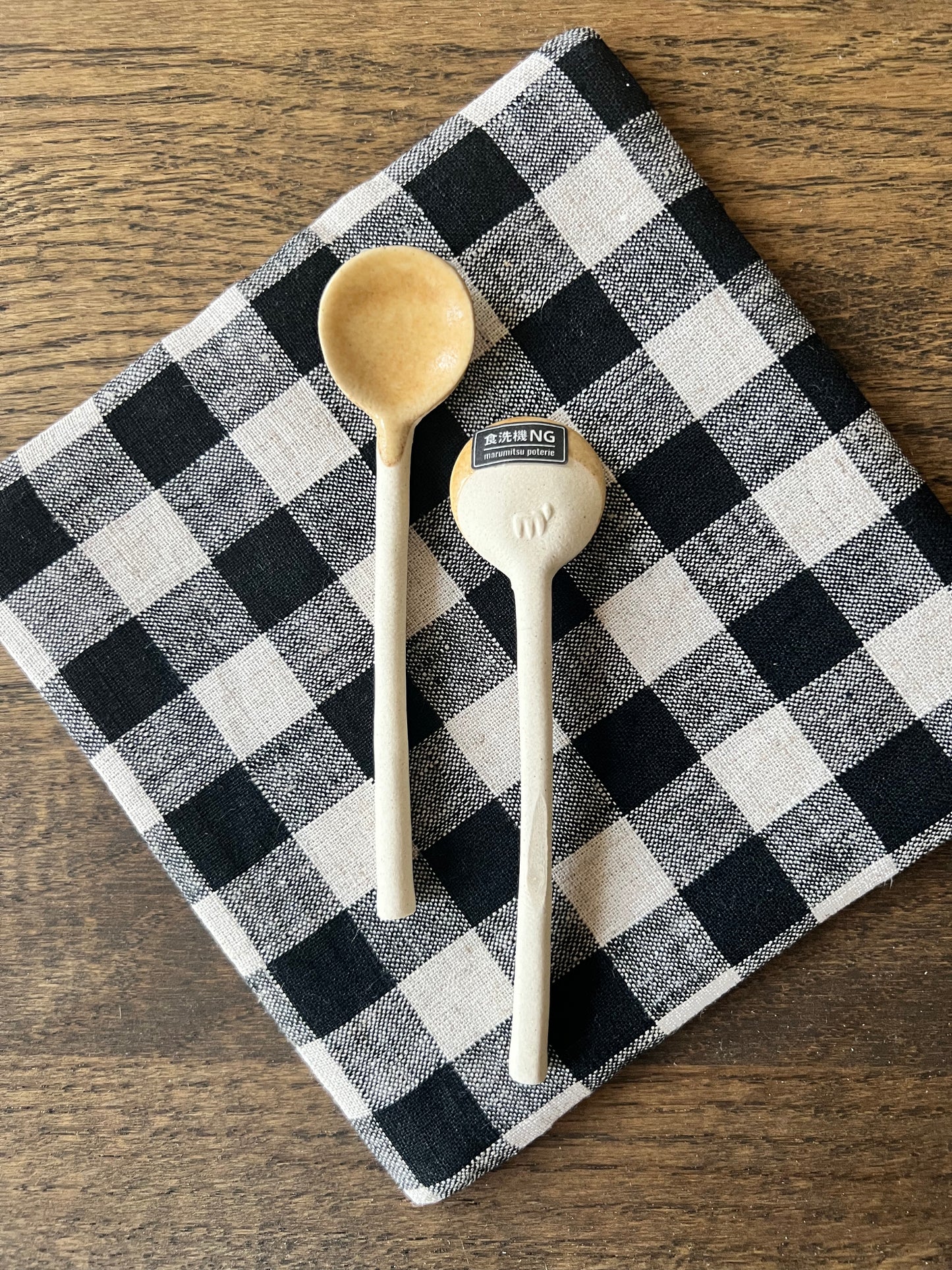 caramel mame spoon on mat