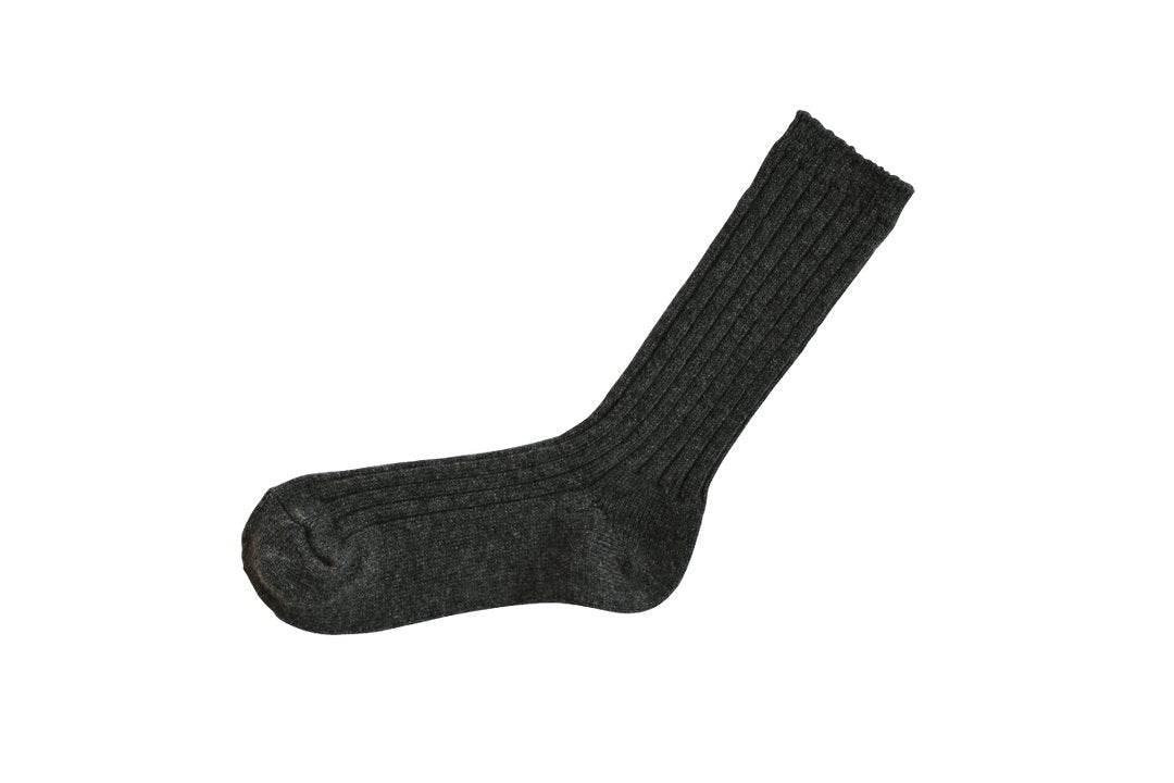 Nishiguchi Kutsushita cashmere socks